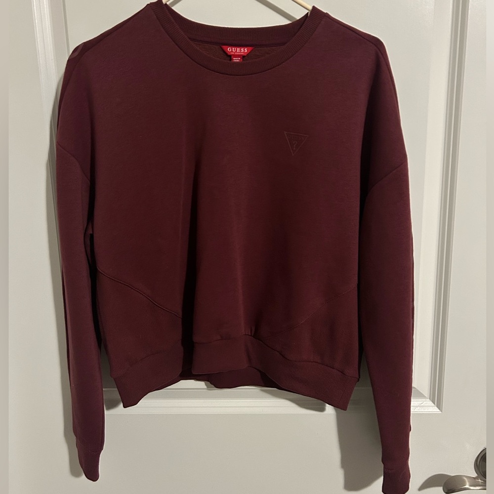 Guess Burgundy Crewneck Sweatshirt – Medium – NWOT